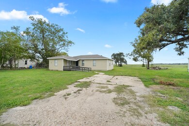 148 Country Oaks St unit Lot 44, Brazoria, TX 77422 - photo 3