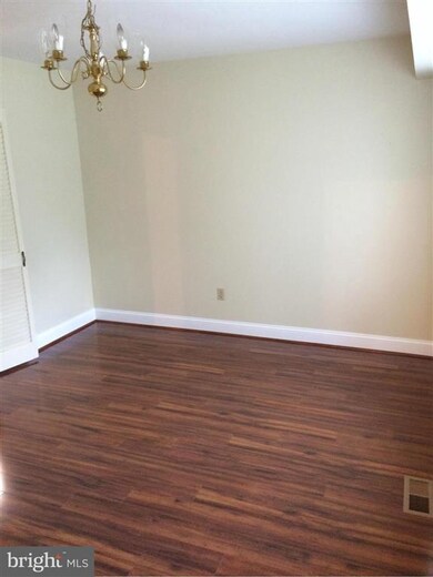 4908 Rocky Spring Ln, Bowie, MD 20715 - photo 5