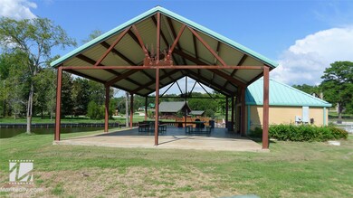 56 Lakecrest Ln, Huntsville, TX 77340 - photo 3