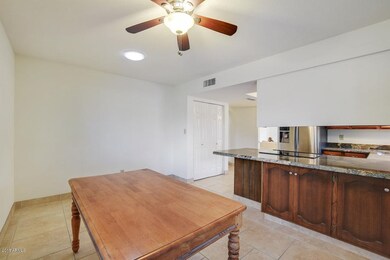 2404 West Kiowa Circle 20
