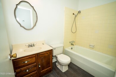 110 Lassere Circle-02262