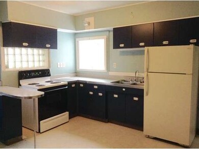 74 Chestnut St, Hatfield, MA 01038 - photo 6