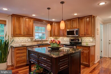 9905 Manet Rd, Burke, VA 22015 - photo 2