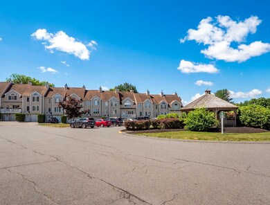 Hovey Square unit 35, Dracut, MA 01826 - photo 5