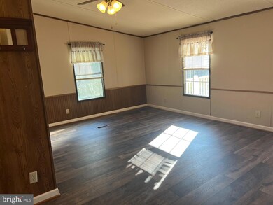 773 Kings Hwy, Colonial Beach, VA 22443 - photo 4