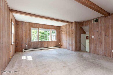 6 Boyd Ln Greenwich CT 06878-small-011-0