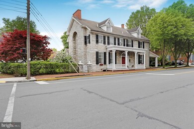 47 N Main St, Mercersburg, PA 17236 - photo 4