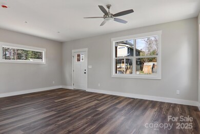 12 Escondido Dr, Asheville, NC 28806 - photo 4