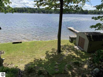 8045 Campbell Ave, Hale, MI 48739 - photo 7