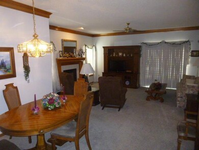 412 NW Augusta Ct, Blue Springs, MO 64014 - photo 5