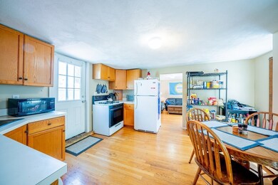 82 Sciarappa St unit 2, Cambridge, MA 02141 - photo 4