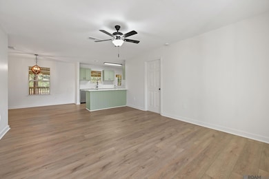 11027 Cr-100, Saint Francisville, LA 70775 - photo 2