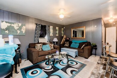 4501 Falls St, Houston, TX 77026 - photo 5