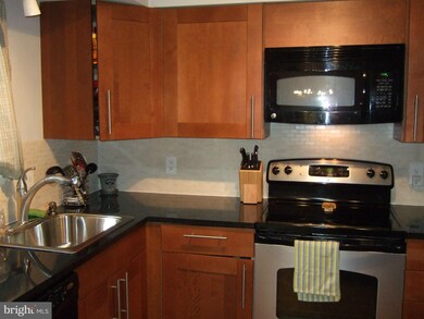 2412 Cloudcroft Square, Reston, VA 20191 - photo 3