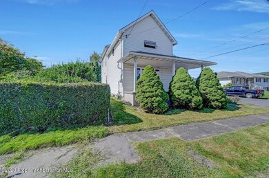 1727 Bulwer St, Scranton, PA 18504 - photo 2