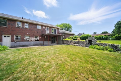 22 Woodland Rd, Springfield, MA 01129 - photo 5