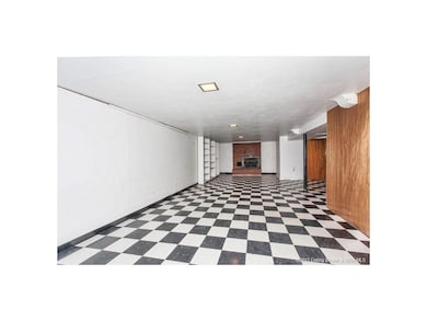 2594 E Robin Rd, New Albany, IN 47150 - photo 5