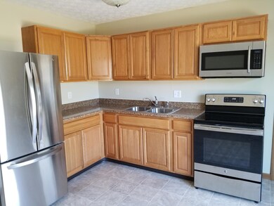 2774 Millrace Dr, Columbus, OH 43207 - photo 2