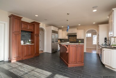 29 Bacon Ln, Albany, NY 12211 - photo 5