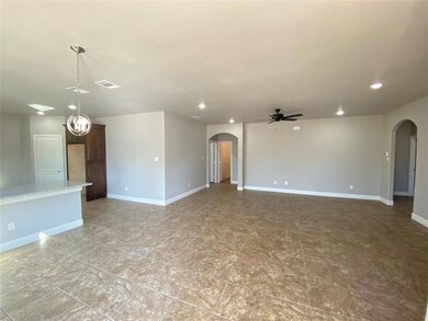 653 Dewey St, Cleburne, TX 76031 - photo 4