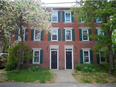 413-2 Second St unit 2, Rollinsford, NH 03869 - photo 2