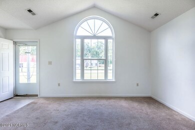 130 Settlers Cir, Jacksonville, NC 28546 - photo 6