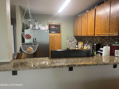 607 Copperbush Ct unit 607, Anchorage, AK 99518 - photo 6