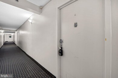 Racquet Club Condominium unit 817, Hyattsville, MD 20783 - photo 6