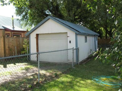 GARAGE 518 E 4TH COLVILLE