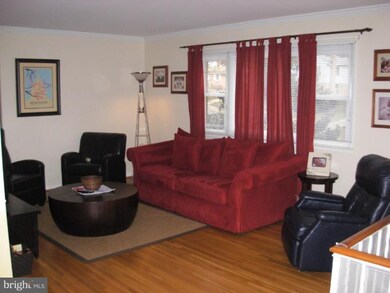 6608 Holford Ln, Springfield, VA 22152 - photo 5