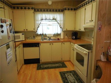 407 Tivoli Park Dr, Davenport, FL 33897 - photo 2