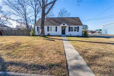 2129 Lee St, West Point, VA 23181 - photo 3