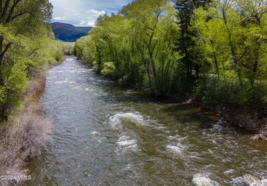 Lodge-Brookside-207-MLS_32