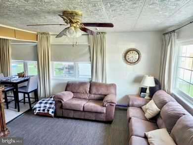 123 Glider Dr, Middle River, MD 21220 - photo 4