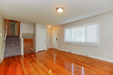 307 E Royal Forest Blvd, Columbus, OH 43214 - photo 7