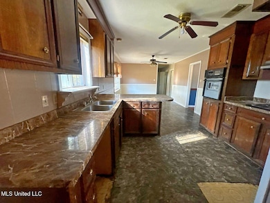 4867 Rosehaven Dr, Jackson, MS 39209 - photo 2