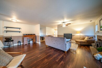 3822 Fujiyama Way-8