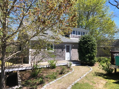 25 Locust Rd