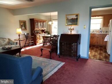 2616 Tennyson Ave, Reading, PA 19608 - photo 5