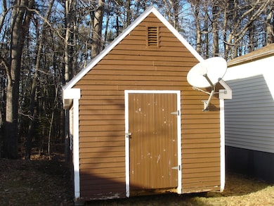 23 Patio Park Ln, Gorham, ME 04038 - photo 3