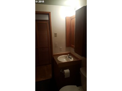 134 High St unit 4, Eugene, OR 97401 - photo 7