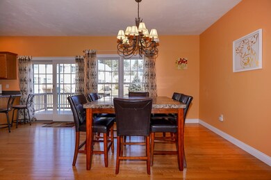 52 Knowlton Cir, Upton, MA 01568 - photo 5