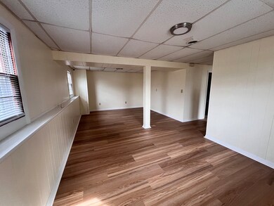 36 Grant St, South Dartmouth, MA 02748 - photo 5