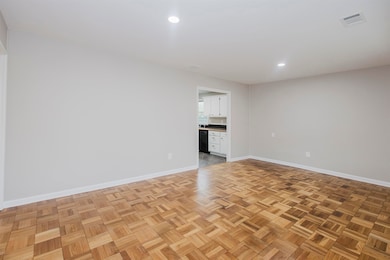 421 Mcdermitt Rd, Memphis, TN 38120 - photo 4