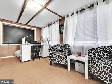 114 Washington St, Tamaqua, PA 18252 - photo 4