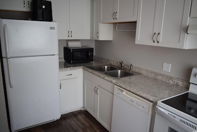 1208 Pinegrove Dr unit G, Myrtle Beach, SC 29577 - photo 3