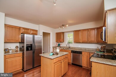 10903 Heatherwood Dr, Spotsylvania, VA 22553 - photo 7