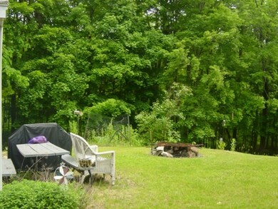 33 Thompson St, Monson, MA 01057 - photo 5