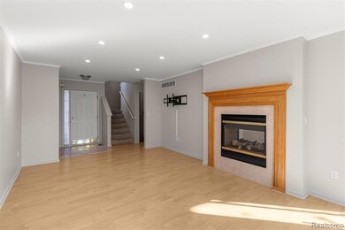 166 Legacy Park Cir unit 44, Dearborn Heights, MI 48127 - photo 5
