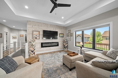 2820 E Daybreak Cir, Brandon, SD 57005 - photo 5